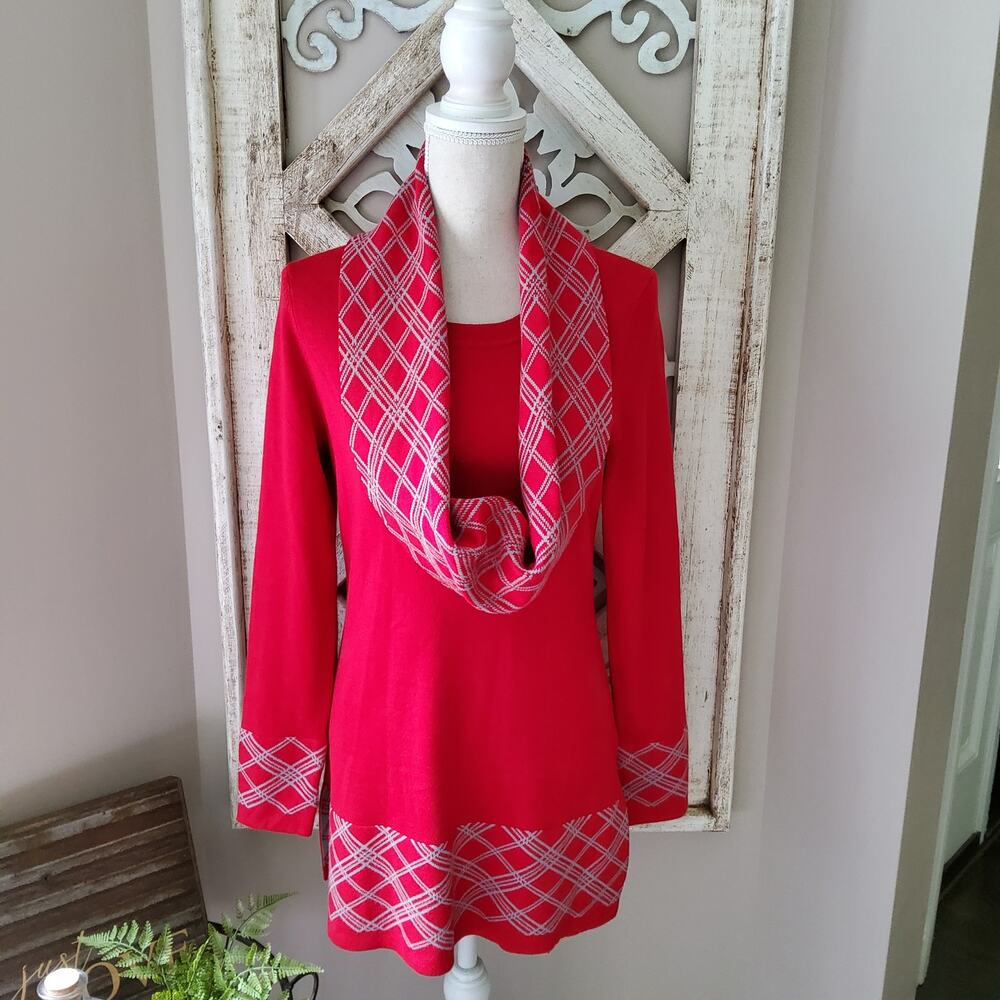 Notations Size S M Long Sleeve Tunic Infinity Scarf in Red & Gray Plaid Trim